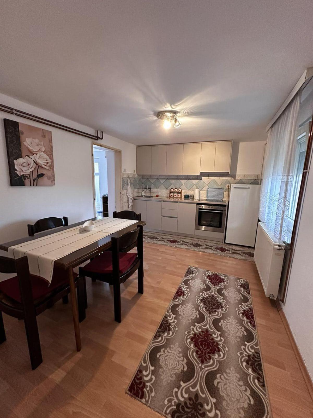 Apartman Dijana Баня-Лука Экстерьер фото